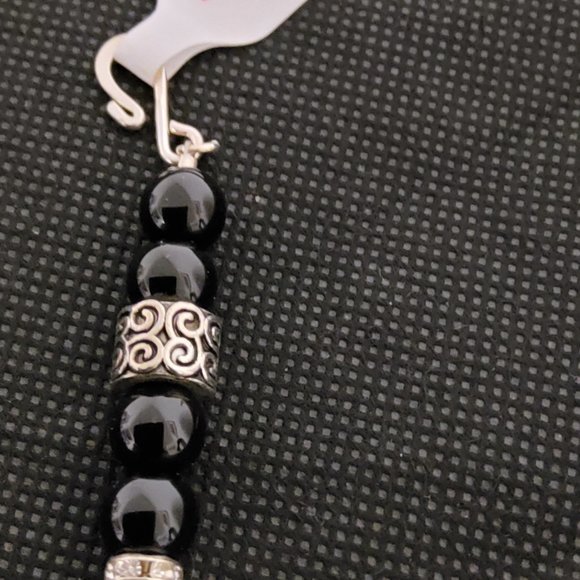 🇨🇦 2 For $25 Artisan Black &white gemstone bracelet - Picture 2 of 7